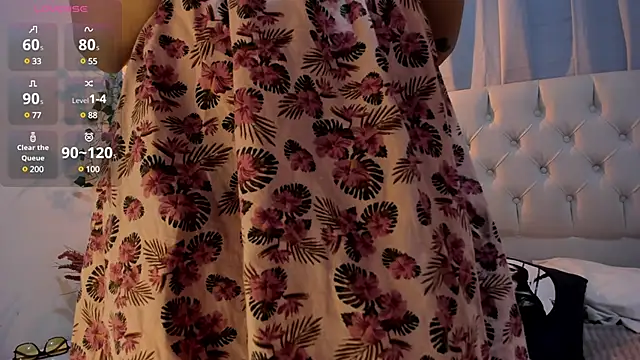 savagequeenbee7 online show from 12.10.24