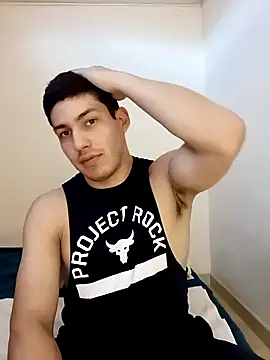 kinkyboyleo online show from 09.22.25