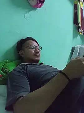 Andresguz35 online show from 11.15.25