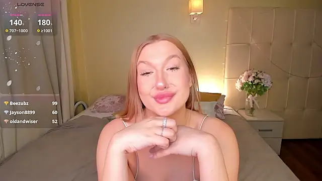 Snapshot of Emma__Leee chatting on 02.06.25 Emma Leee online show from 02.06.25
