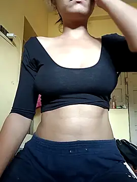 Snapshot of Sanaya_7 chatting on 03.08.25 Sanaya 7 online show from 03.08.25