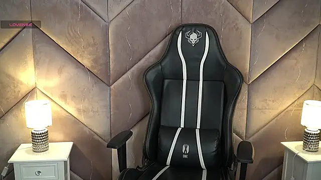 Michelle 054 online show from 12.17.24