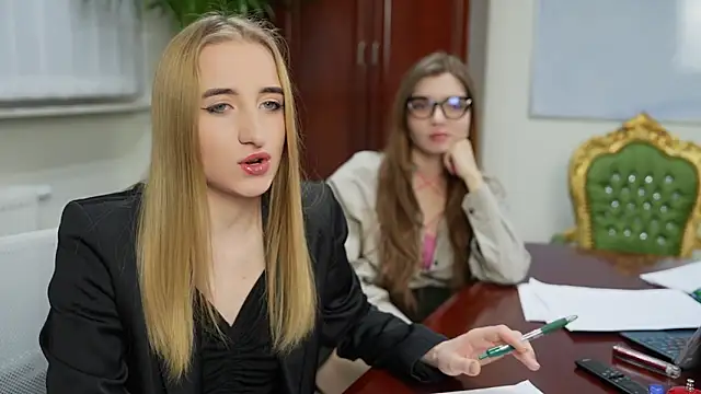 Michelle 054 online show from 02.08.25