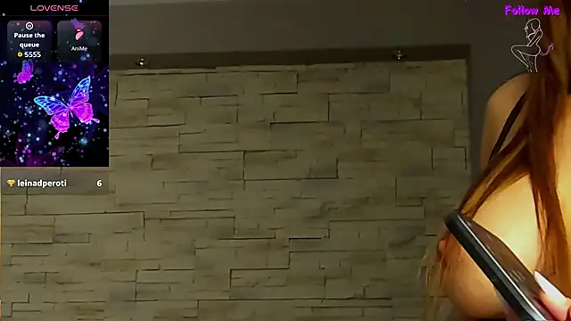 VictoriaMazze online show from 01.08.26