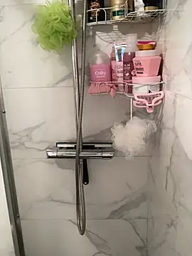 Lucascacaca online show from 04.24.26