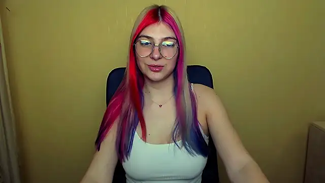 Luna Lush  online show from 03.01.25