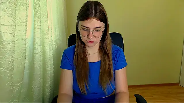Luna Lush  online show from 07.05.26