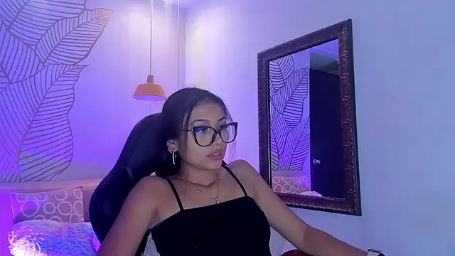 ZaraLim online show from 02.04.25