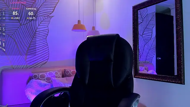 ZaraLim online show from 02.28.25