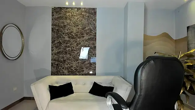 RebeccaHudson online show from 04.03.26