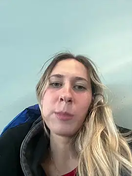 Snapshot of M1ssyk1ssy chatting on 01.03.25 M1ssyk1ssy online show from 01.03.25