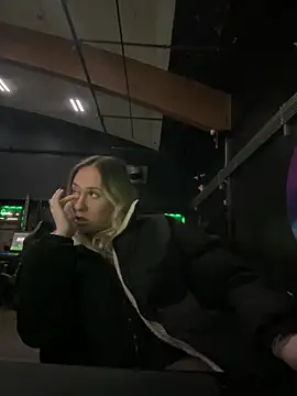 Snapshot of M1ssyk1ssy chatting on 01.26.25 M1ssyk1ssy online show from 01.26.25