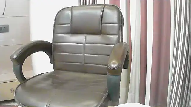 Snapshot of collage_hoty chatting on 03.23.25 collage hoty online show from 03.23.25