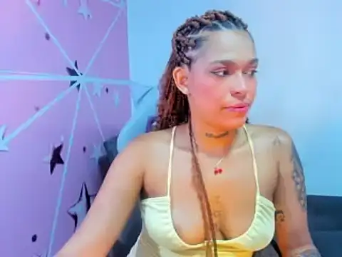 Snapshot of samantha_simur chatting on 01.31.25 samantha simur online show from 01.31.25