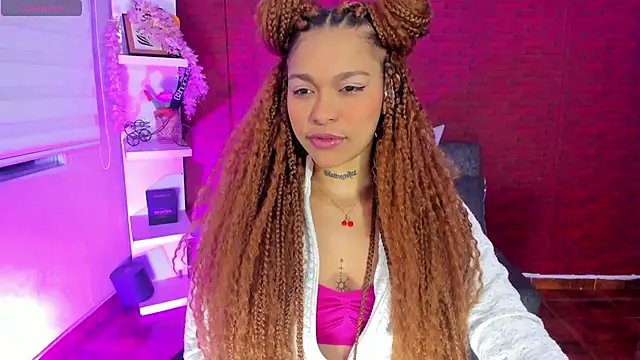 Snapshot of samantha_simur chatting on 02.02.25 samantha simur online show from 02.02.25