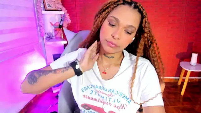 Snapshot of samantha_simur chatting on 02.09.25 samantha simur online show from 02.09.25