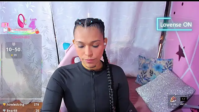 Snapshot of samantha_simur chatting on 03.17.25 samantha simur online show from 03.17.25