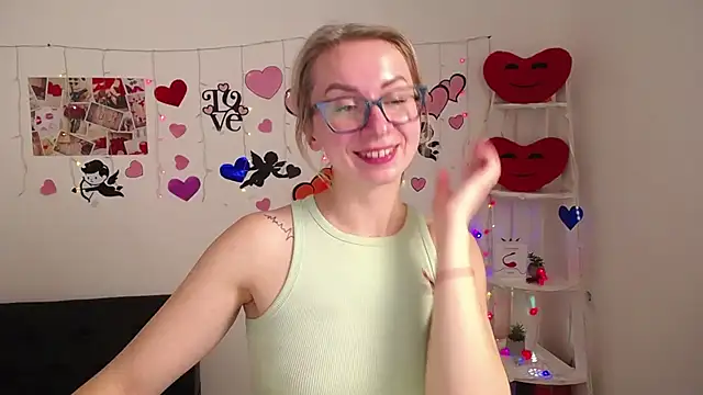 Snapshot of VasilisaSii chatting on 02.03.25 VasilisaSii online show from 02.03.25