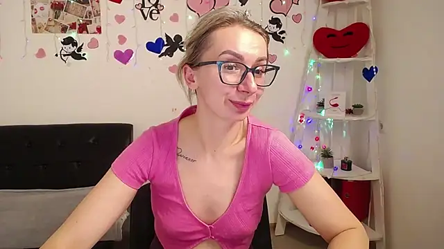 Snapshot of VasilisaSii chatting on 03.01.25 VasilisaSii online show from 03.01.25