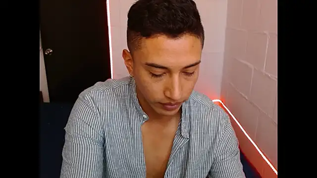 Snapshot of Davixx258 chatting on 02.03.25 Davixx258 online show from 02.03.25