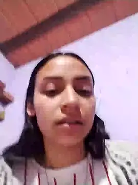 Snapshot of emma_ambar chatting on 01.21.25 emma ambar online show from 01.21.25