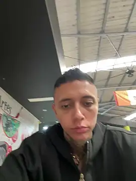 Snapshot of _PhillipBrown chatting on 02.23.25 PhillipBrown online show from 02.23.25