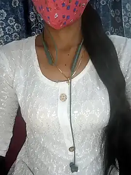 Snapshot of Miakhalifatamil chatting on 12.14.24 Miakhalifatamil online show from 12.14.24