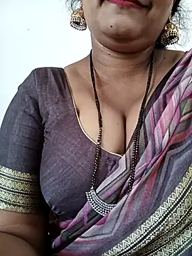 Nyra-23 online show from 10.23.25