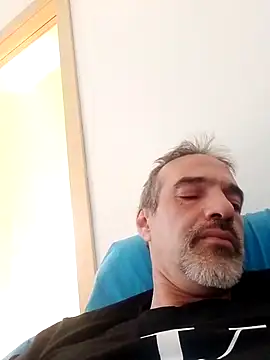 Snapshot of Marcolino183 chatting on 12.18.24 Marcolino183 online show from 12.18.24