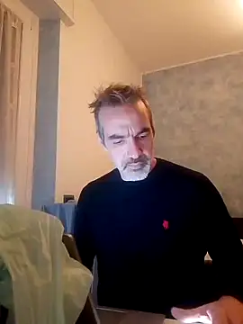 Snapshot of Marcolino183 chatting on 01.08.25 Marcolino183 online show from 01.08.25