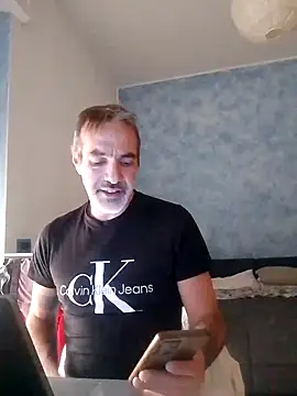 Snapshot of Marcolino183 chatting on 01.15.25 Marcolino183 online show from 01.15.25