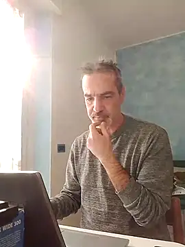 Snapshot of Marcolino183 chatting on 02.20.25 Marcolino183 online show from 02.20.25