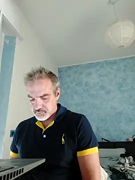 Snapshot of Marcolino183 chatting on 09.16.25 Marcolino183 online show from 09.16.25