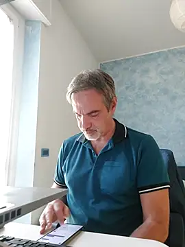 Snapshot of Marcolino183 chatting on 05.12.26 Marcolino183 online show from 05.12.26