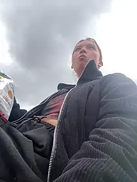 Snapshot of baby_lizy chatting on 02.25.25 baby lizy online show from 02.25.25