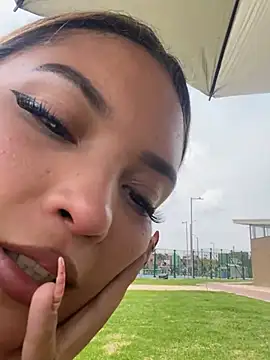 Snapshot of baby_lizy chatting on 03.02.25 baby lizy online show from 03.02.25