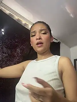 Snapshot of baby_lizy chatting on 03.16.25 baby lizy online show from 03.16.25