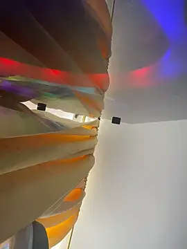 Snapshot of baby_lizy chatting on 09.11.25 baby lizy online show from 09.11.25