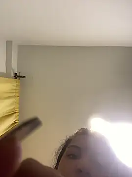 Snapshot of baby_lizy chatting on 11.15.25 baby lizy online show from 11.15.25