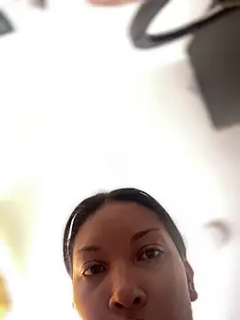 Snapshot of baby_lizy chatting on 03.01.26 baby lizy online show from 03.01.26