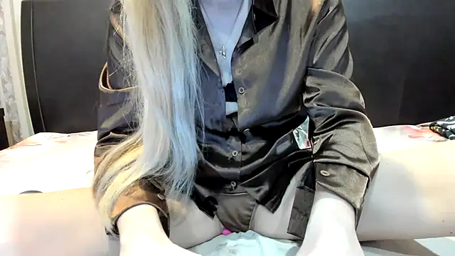 Snapshot of Cookiecutey chatting on 03.12.26 Cookiecutey online show from 03.12.26