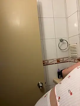 WhiteWomen online show from 10.28.25