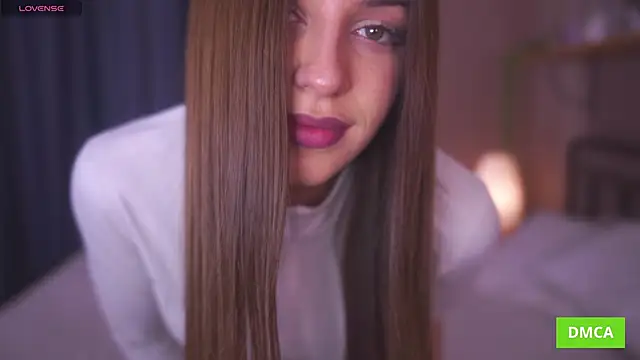 Snapshot of Deeptalkss chatting on 11.19.25 Deeptalkss online show from 11.19.25