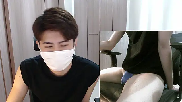 Snapshot of ryota_kkk chatting on 10.07.25 ryota kkk online show from 10.07.25