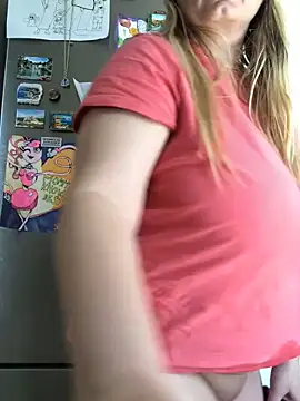 Snapshot of Meliss_Official9 chatting on 04.28.26 Meliss Official9 online show from 04.28.26