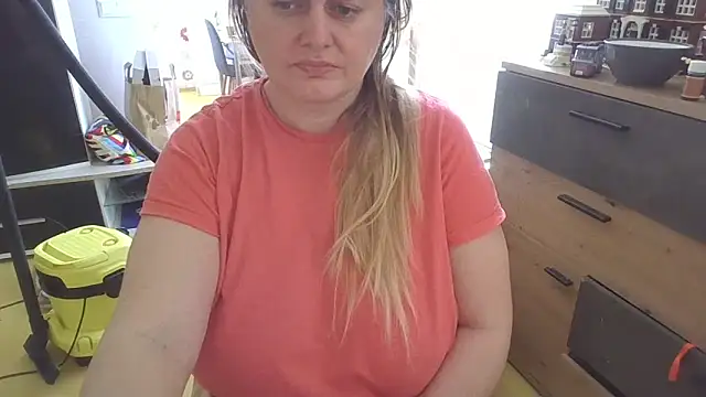Snapshot of Meliss_Official9 chatting on 05.02.26 Meliss Official9 online show from 05.02.26
