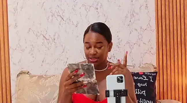 AkiraHomers online show from 03.10.25