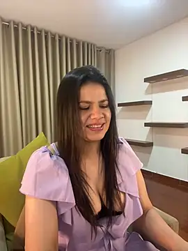 Snapshot of Alice_Biel chatting on 01.03.25 Alice Biel online show from 01.03.25