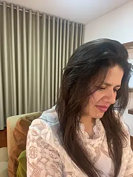 Snapshot of Alice_Biel chatting on 02.02.25 Alice Biel online show from 02.02.25