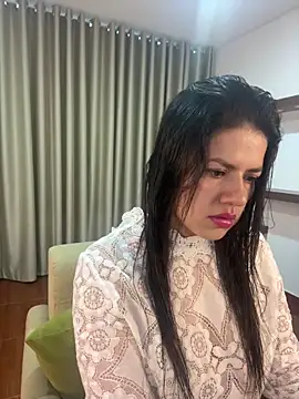 Snapshot of Alice_Biel chatting on 02.23.25 Alice Biel online show from 02.23.25